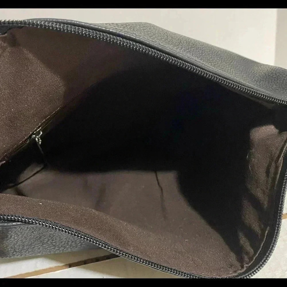 Handmade black PVC leather satchel handbag - Picture 10 of 14